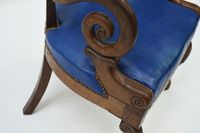 Fauteuil de bureau en acajou à dossier gondole, accotoirs en… (photo 4)