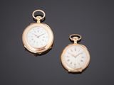 deux montres de poche en or avec chiffres romains et chiffres romains