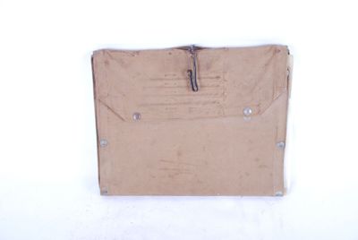 Un porte carte de tankiste nominatif avec matricule, 2 carte…