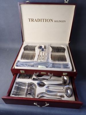 TRADITION SOLINGEN Ménagère en inox comprenant 12 couverts, 12 couteau - Photo 1