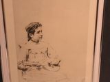 un vieux dessin représentant un jeune garçon assis sur une table