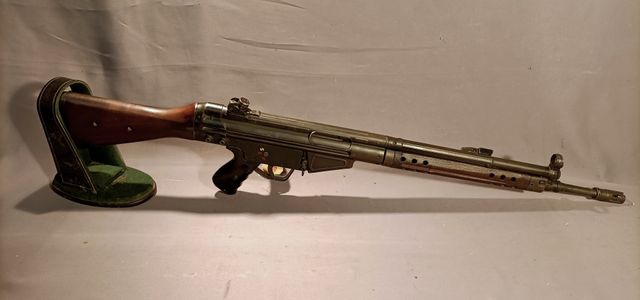 Réservé professionnels armureries titulaires de l’A1. Catégorie A