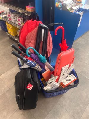 Lot comprenant : - Photo 1