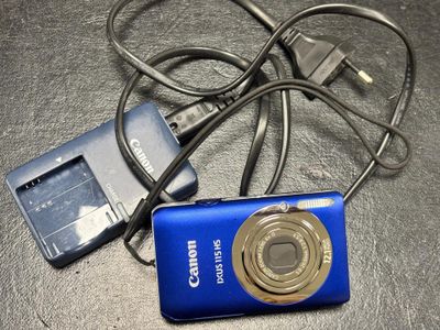 Un appareil photo CANON IXUS 115HS Adresse : Hôtel des vente…