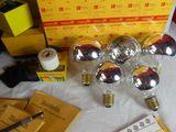many different types of light bulbs on the table