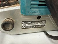 PONCEUSE A BANDE MAKITA 9403 (photo 2)