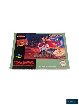 une boîte de jeux Nintendo posée sur une surface blanche