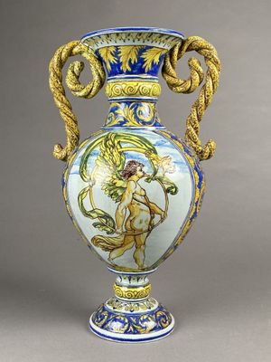 NEVERS Important vase balustre en faïence reposant sur piédo… - Photo 1