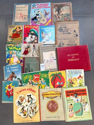 de nombreux livres pour enfants exposés sur une table