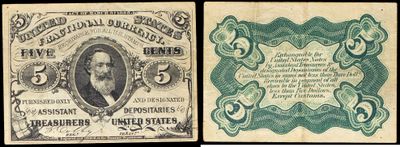 un ancien billet d'un dollar et un nouveau billet d'un dollar sur lesquels figure le portrait d'un homme