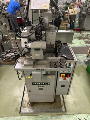 l'image d'une machine installée dans une pièce