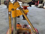a picture of a machine that is sitting on a pallet