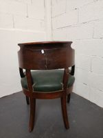 Fauteuil à dossier gondole en acajou mouluré, assise garnie … (photo 3)