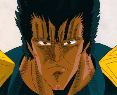 une photo en gros plan d'un homme portant une veste jaune