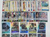 beaucoup de cartes sur la table