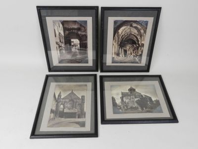 quatre photos en noir et blanc de bâtiments anciens dans un cadre noir