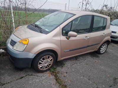 RENAULT MODUS Immatriculation: FX-184-AS