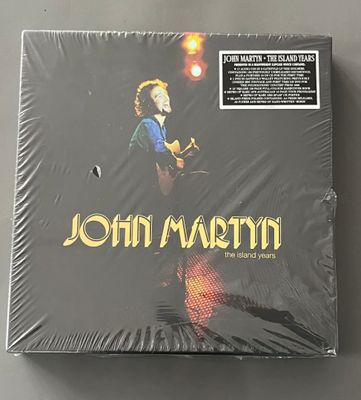 [John Martyn]. COFFRET "The Island Years" comprenant des CD,…