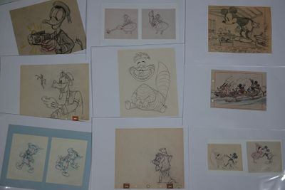 SUITE DE 14 REPRODUCTIONS DISNEY Mickey, Donald, Pinocchio, …