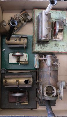 une boîte contenant un tas d'objets différents