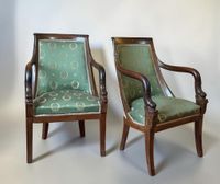 Paire de fauteuils en acajou et placage d'acajou, les suppor… (photo 4)