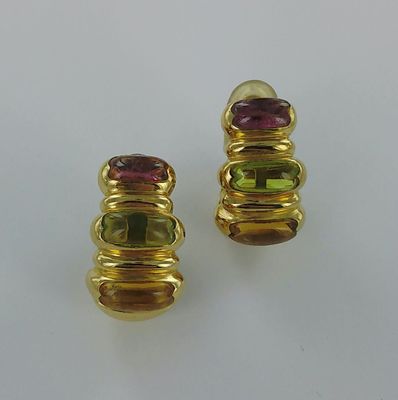 Paire de clips d'oreilles or sertis de tourmalines.