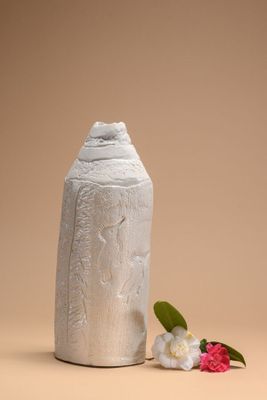 Dominique JOLIVET (1952) Vase en céramique émaillée crème à …