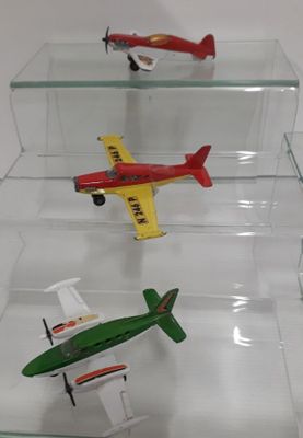 3 avions lesney (1974 - 75 et 76 )