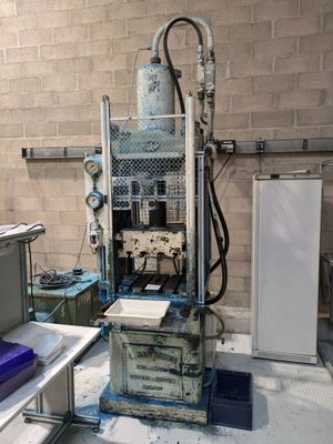 Compresseur à chaud thermodurcissable E.DARAGON - Photo 1