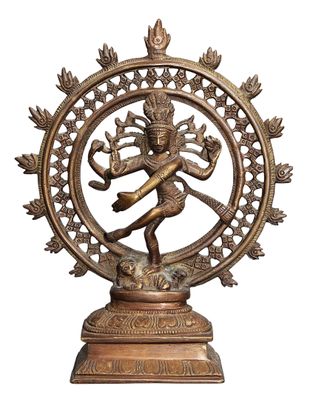 SHIVA NATARAJA en bronze patiné, hauteur : 22 cm.