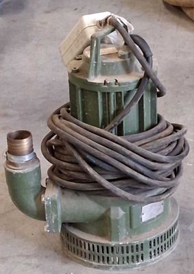 Deux pompes de relevage SOMADIFE (Lots vendus TVA Récupérabl…