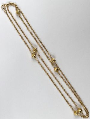 Collier en or 750 millièmes à maille forçat ponctué de sept …