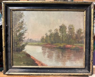 une photo d'un tableau représentant une rivière, dans un cadre