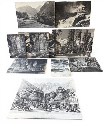 ALIX. Réunion de seize photographies en noir et blanc sur de…