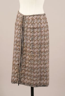 une robe sur un mannequin mannequin mannequin mannequin mannequin mannequin mannequin mannequin mannequin mannequin mann