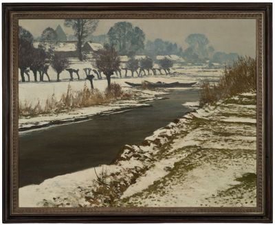 tableau représentant une rivière traversant un champ enneigé, avec des arbres en arrière-plan