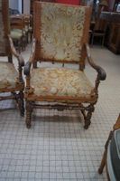 VENTE VOL : Paire de fauteuils à bras, style Louis XIV, piét… (photo 2)