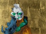 un tableau représentant un homme aux yeux verts et au visage pâle