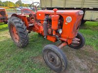 Tracteur agricole VENDEUVRE. Modèle BM 500. (photo 2)