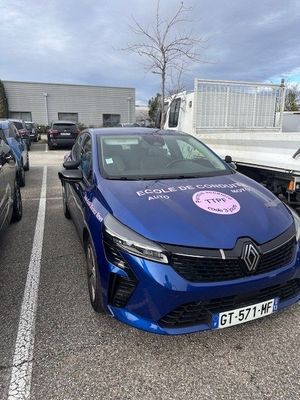 Marque RENAULT Modèle CLIO Finition AUTO ECOLE Immatriculé: GT-571-MF