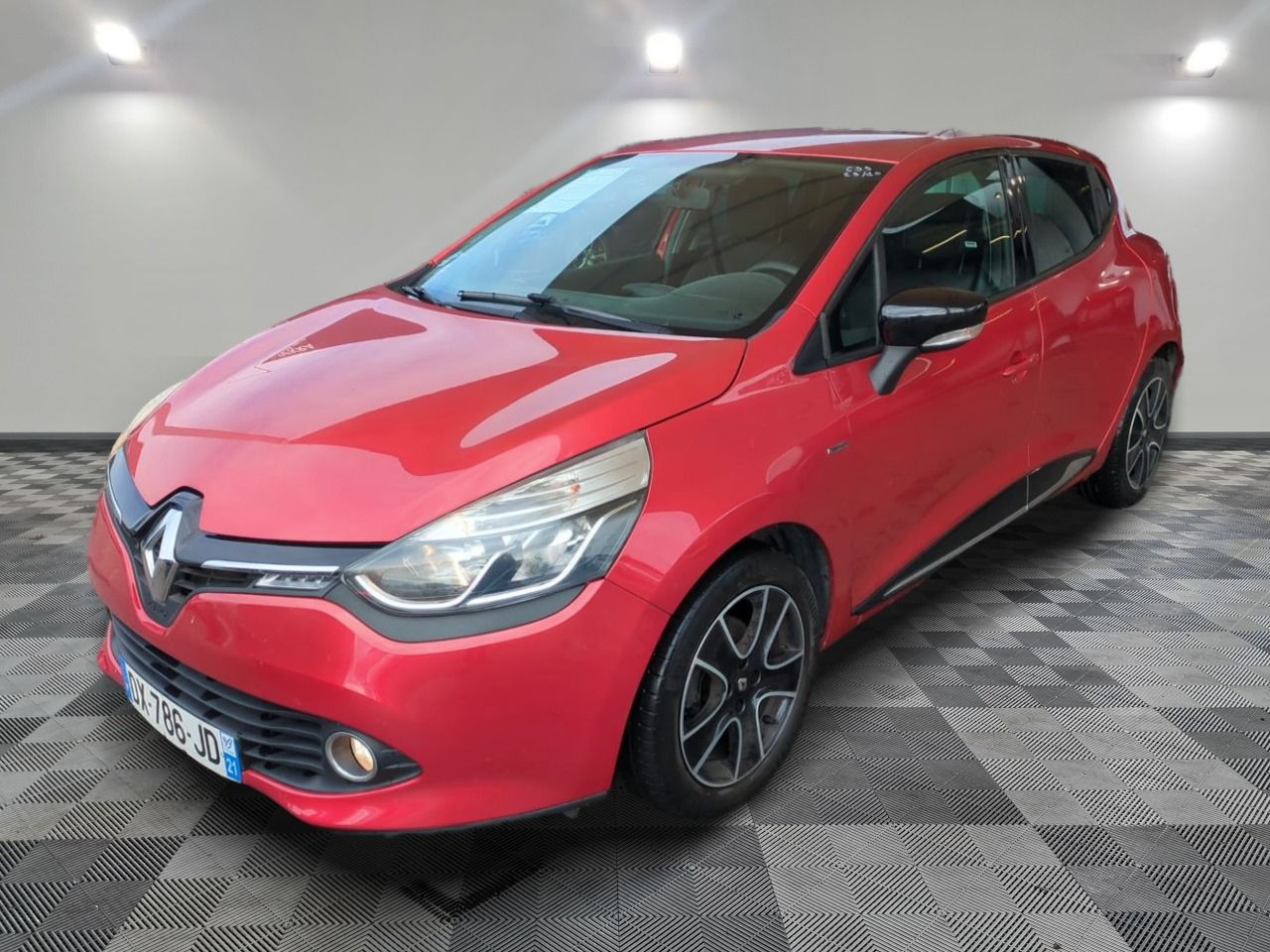 RENAULT - CLIO IV 1.2 16V 75 LIMITED - ES - Mise en service:…
