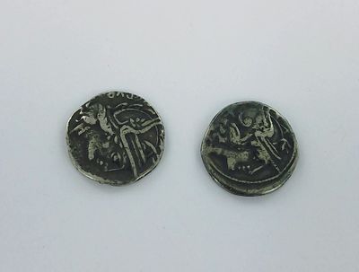 paire de pièces romaines antiques datant de l'époque de l'empereur et de l'empereur
