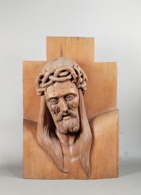 sculpture of a man with a crown of thorns on his head