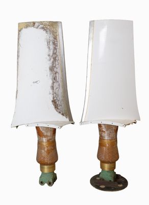 Deux pales de sustentation de l'overcraft le "Jean Bertin", …