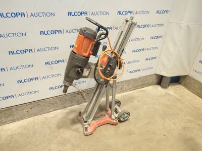 an image of a machine that is sitting on top of a stand