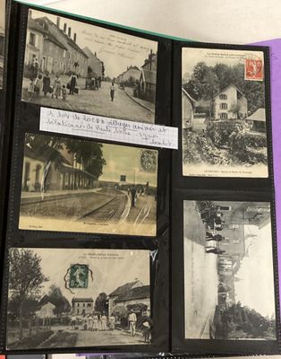 un livre sur lequel figurent plein de vieilles photos