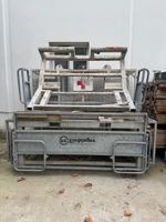 * 1 cabine de secours de chantier, avec 1 pont de lavage Eic…