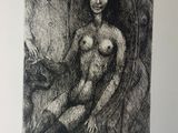 l'image d'un dessin représentant une femme assise sur une chaise