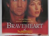 une affiche de cinéma du film « Braveheart » mettant en scène une femme et un homme