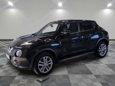 SUV Nissan Juke 2017 à vendre dans le showroom du concessionnaire